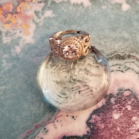 Clear Engagement Ring - Picture 3 of 4